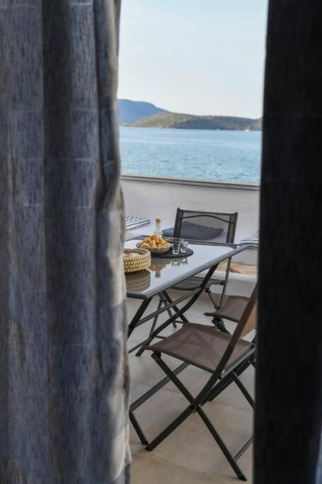 At Coast Apartment Elounda  Bagian luar foto
